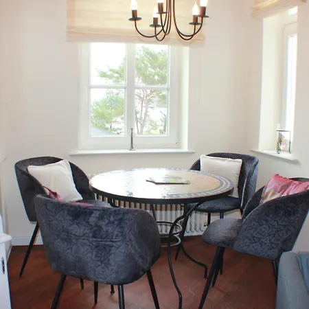 Aegir, 4 Apartman *